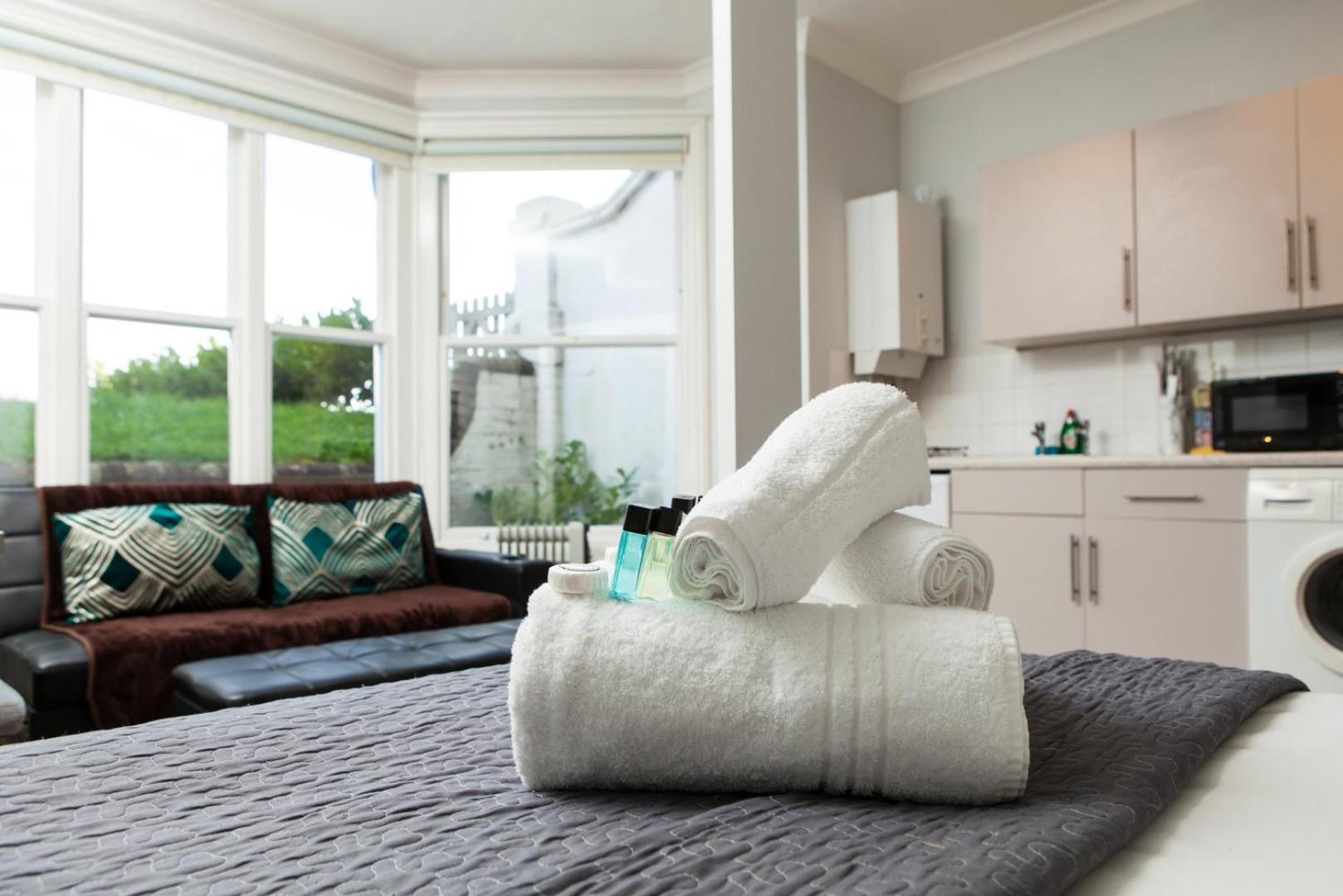 Guestready - Classy Studio In Brighton Apartman Kültér fotó
